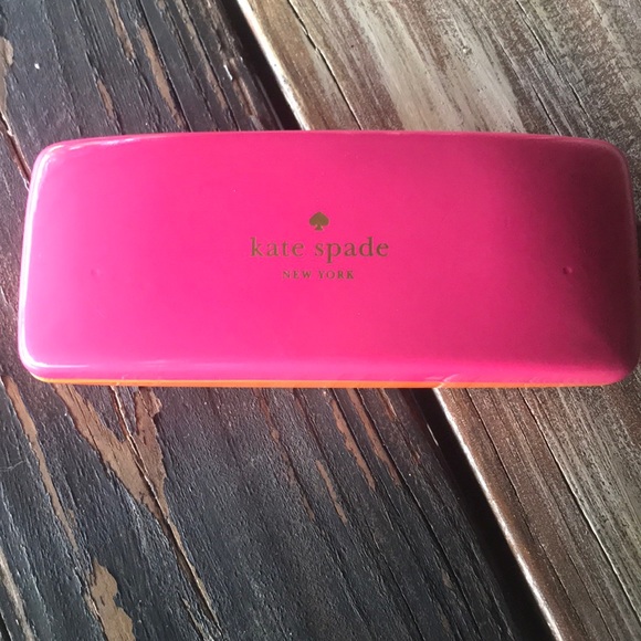 kate spade Accessories - ♠️ kate spade ♠️ Eyeglass Case